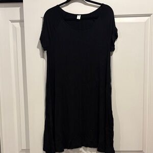 Black Short Sleeve Dress